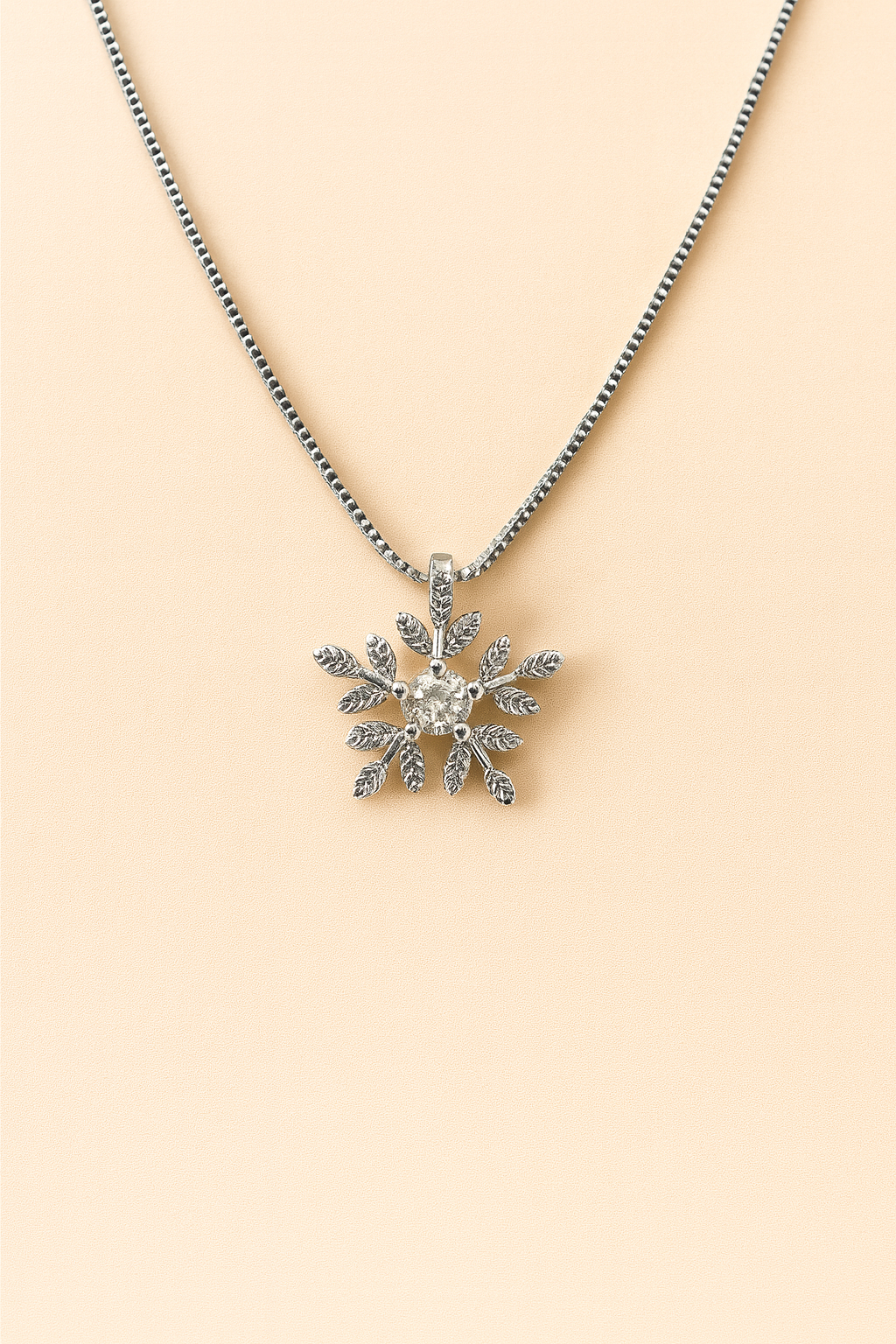 Snowflake Necklace – 925 Sterling silver chain with sparkling snowflake pendant