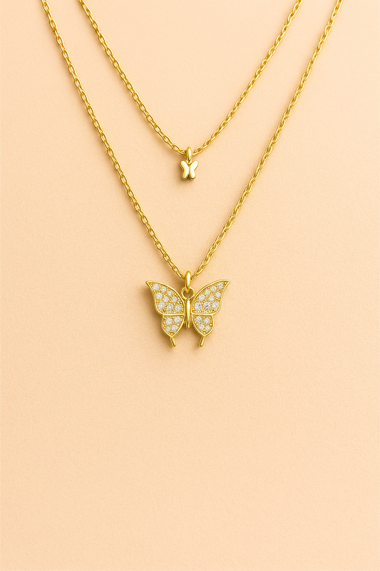 Halskette Goldy Butterfly – doppelte vergoldete 925er Sterlingsilber Kette mit Strass und Schmetterlingsanhängern