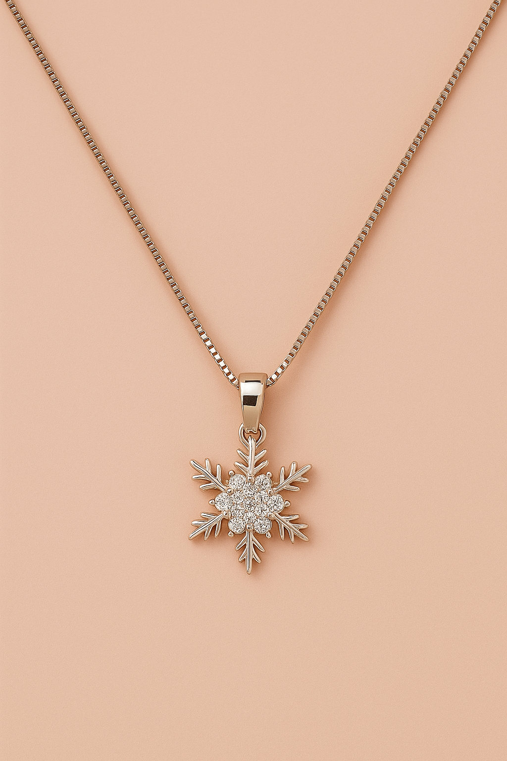 Halskette Snow Crystal – 925er Sterlingsilber Kette mit Kristall-Schneeflocken-Anhänger