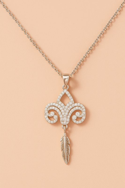 Halskette Fleur-de-Lys – 925er Sterlingsilber Kette mit funkelndem Anhänger